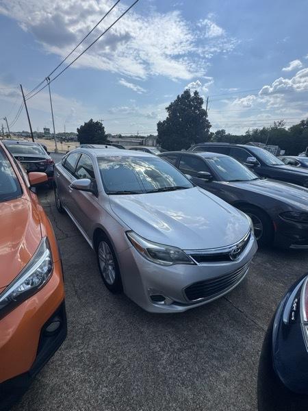 Toyota Avalon XLE 4D Sedan 2014