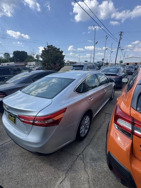 Toyota Avalon XLE 4D Sedan 2014