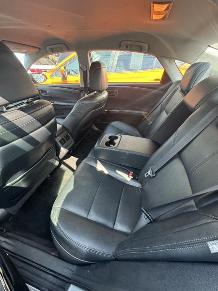 Toyota Avalon XLE 4D Sedan 2014