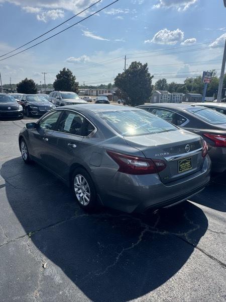 Nissan Altima 2.5 SV 2018