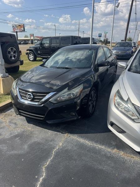 Nissan Altima 2.5 SR 2016