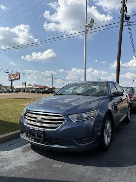 Ford Taurus SEL AWD 2018
