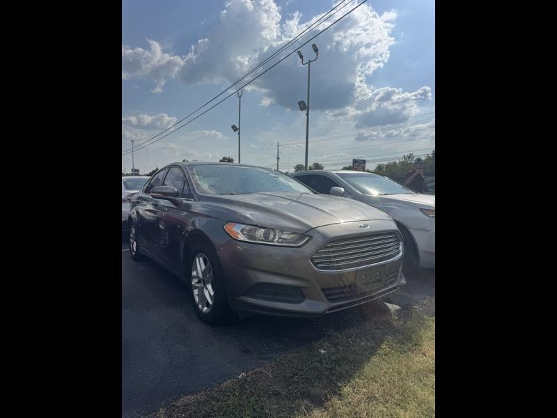 Ford Fusion SE 2014