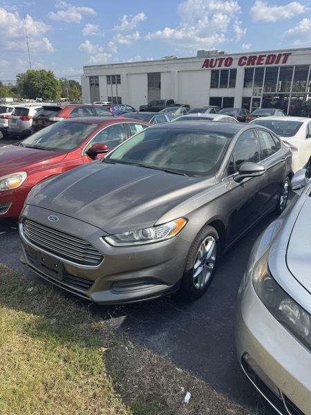 Ford Fusion SE 2014