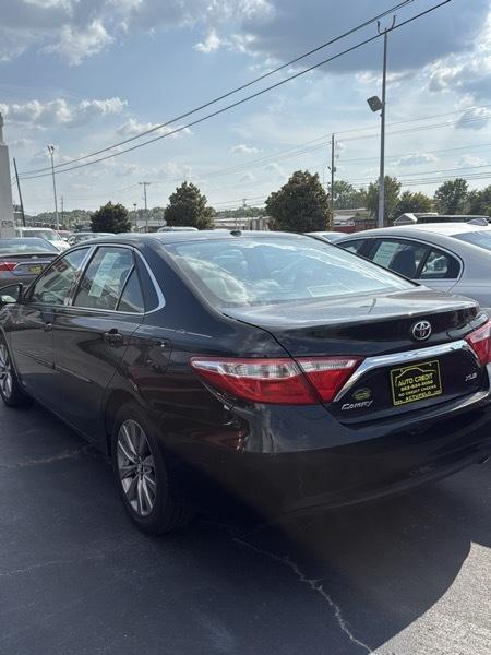 Toyota Camry  2017