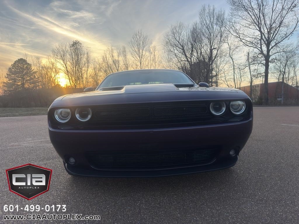 Dodge Challenger SXT RWD 2020