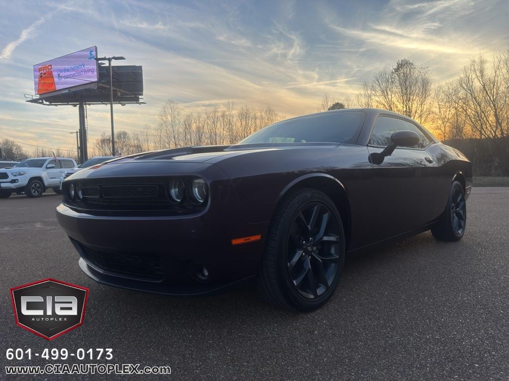 Dodge Challenger SXT RWD 2020