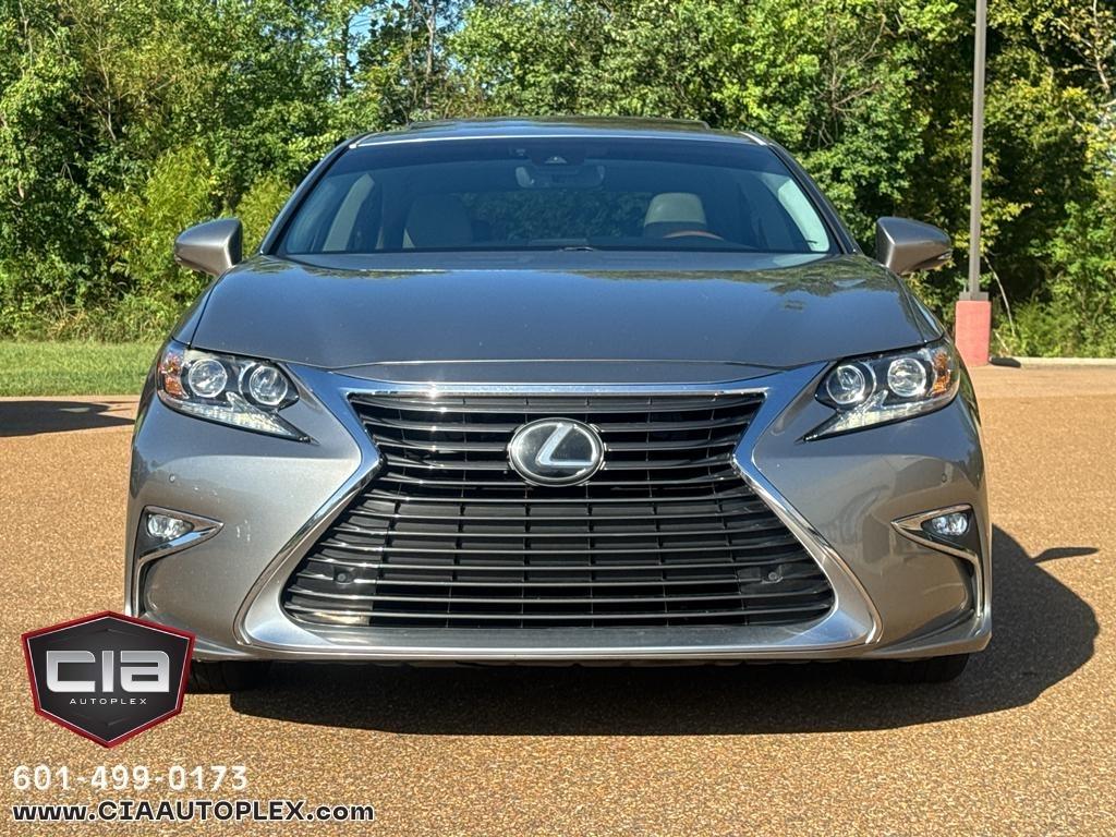 Lexus ES 350 4dr Sdn 2016