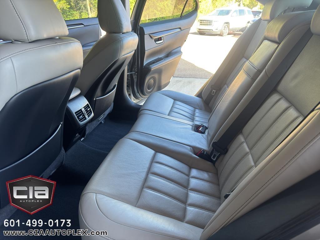 Lexus ES 350 4dr Sdn 2016