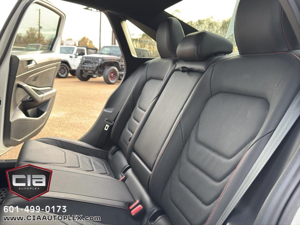 Volkswagen Jetta GLI Autobahn DSG 2020