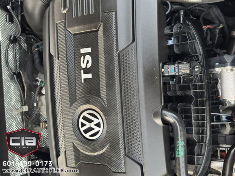 Volkswagen Jetta GLI Autobahn DSG 2020