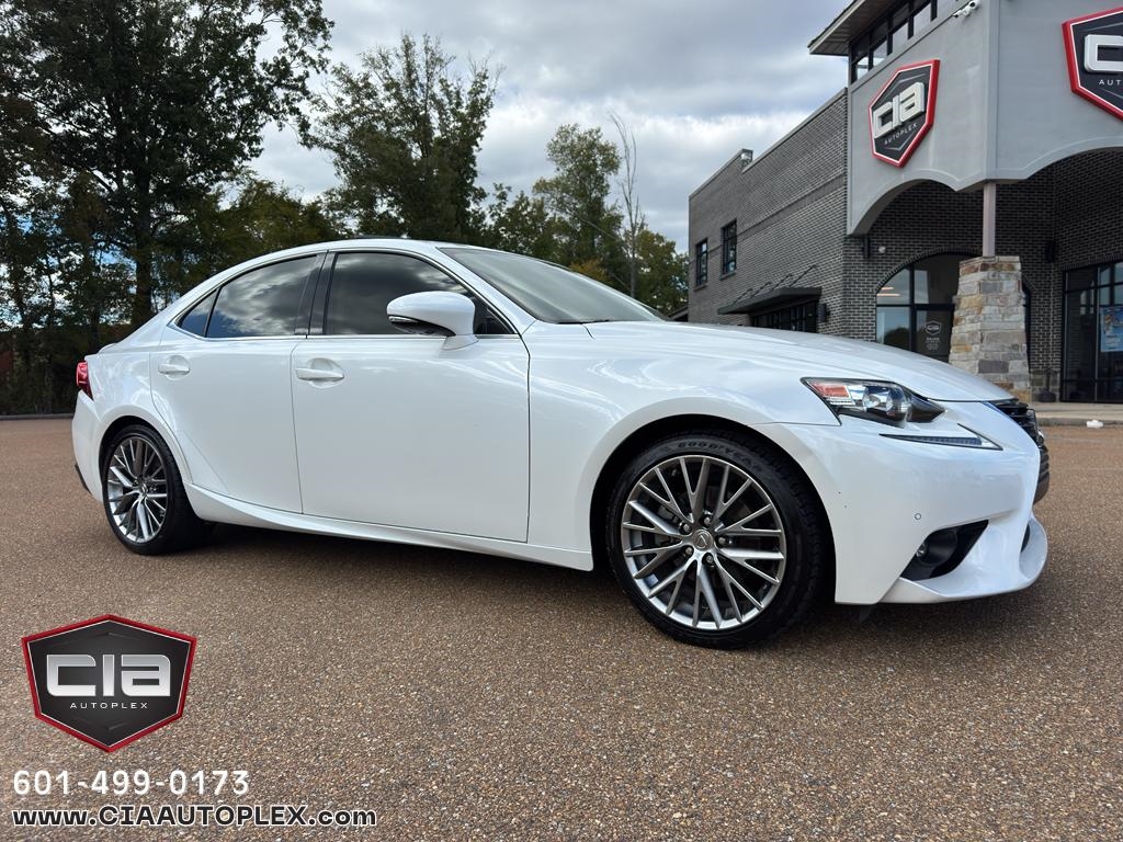 2015 Lexus IS 250 4dr Sport Sdn RWD