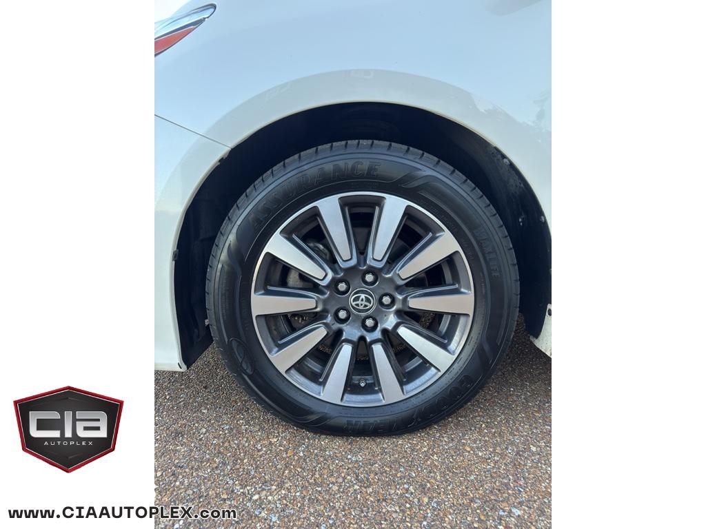 Toyota Sienna Limited Premium FWD 7-Passenger V6 2018