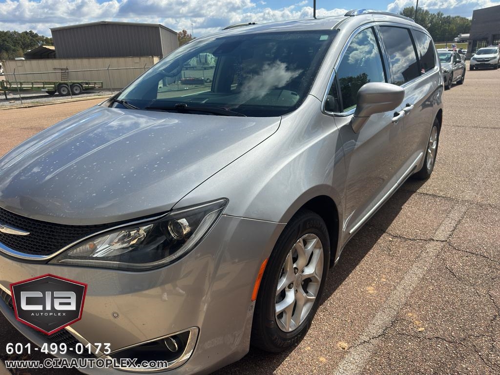 2020 Chrysler Pacifica Touring L Plus FWD