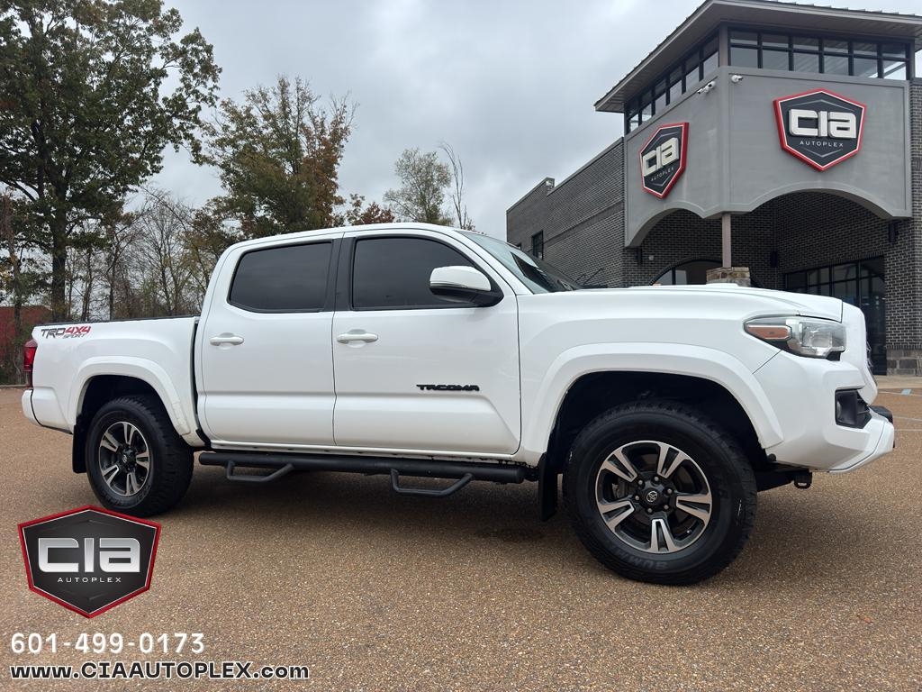 2019 Toyota Tacoma 4WD SR Double Cab 5' Bed V6 AT (Natl)