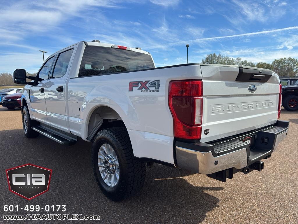 Ford Super Duty F-250 SRW King Ranch 4WD Crew Cab 8' Box 2022