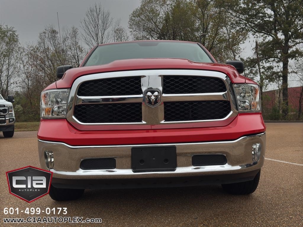 RAM 1500 Classic Tradesman 4x4 Crew Cab 5'7" Box 2019