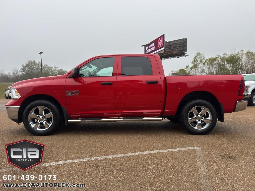 RAM 1500 Classic Tradesman 4x4 Crew Cab 5'7" Box 2019
