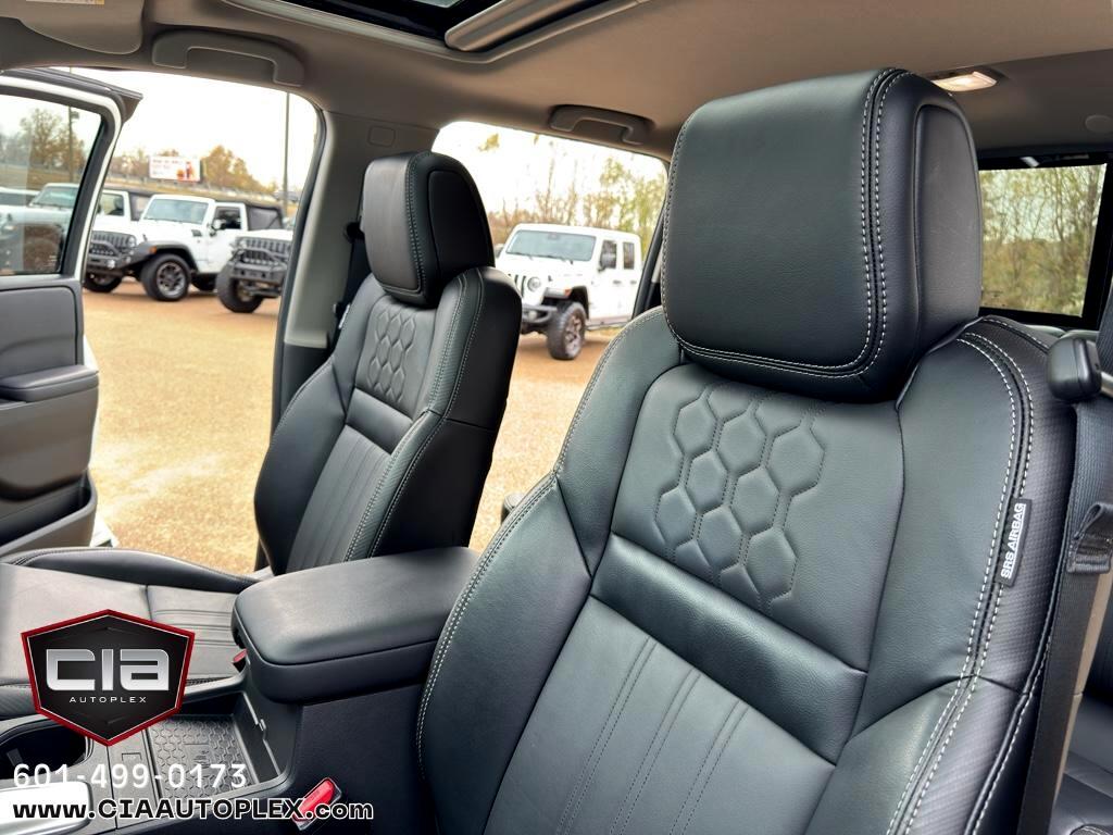 Nissan Frontier Crew Cab 4x4 SL 2025