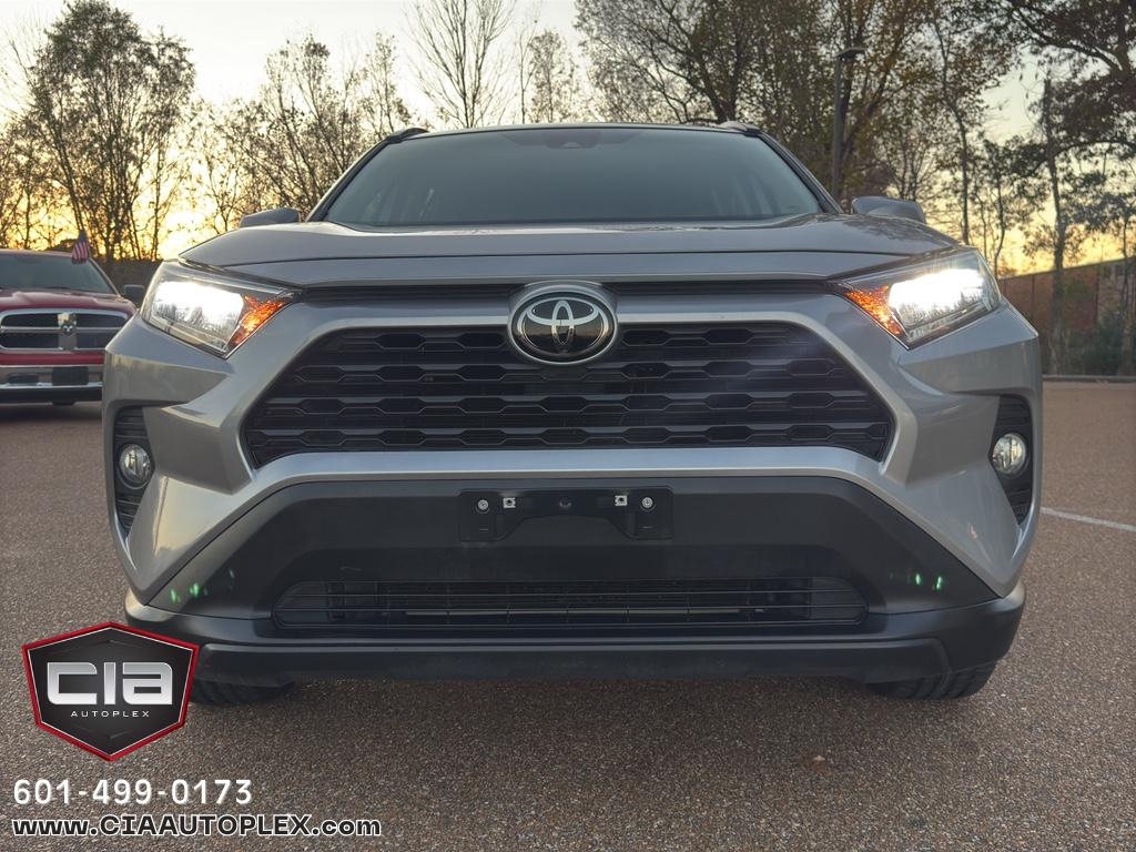 Toyota RAV4 XLE FWD (Natl) 2021