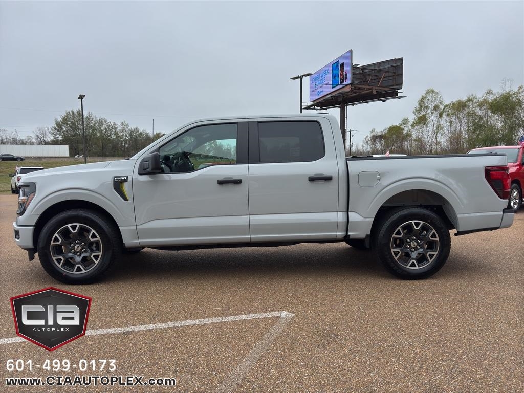 Ford F-150 STX 2WD SuperCrew 5.5' Box 2024