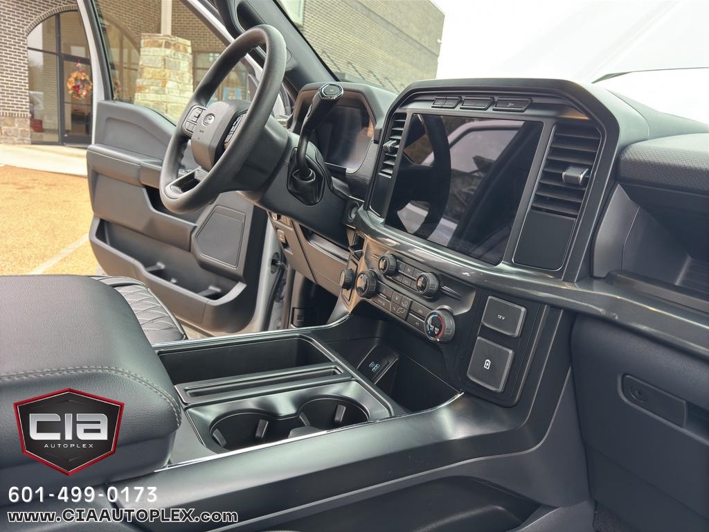 Ford F-150 STX 2WD SuperCrew 5.5' Box 2024