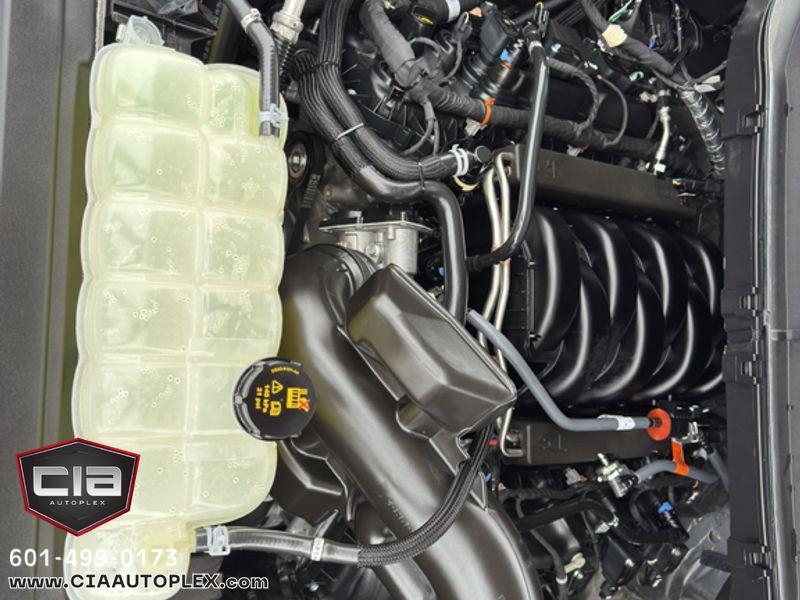 Ford F-150 STX 2WD SuperCrew 5.5' Box 2024