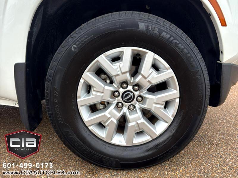 Nissan Frontier Crew Cab 4x2 SV Auto *Ltd Avail* 2023