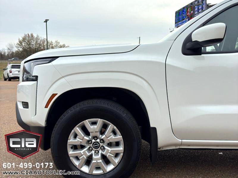 Nissan Frontier Crew Cab 4x2 SV Auto *Ltd Avail* 2023