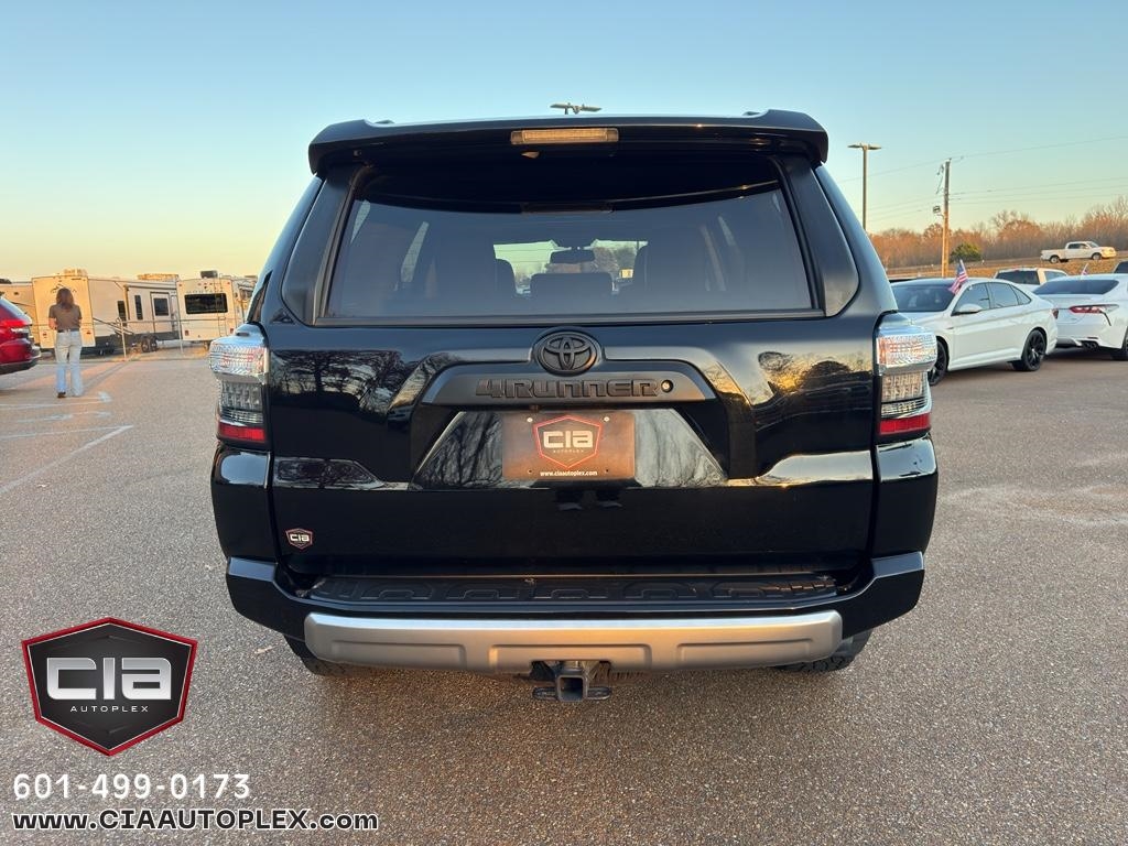 Toyota 4Runner TRD Off Road Premium 4WD (Natl) 2019