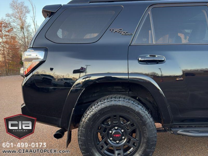 Toyota 4Runner TRD Off Road Premium 4WD (Natl) 2019