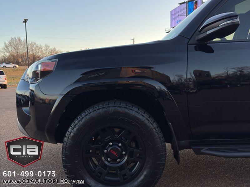 Toyota 4Runner TRD Off Road Premium 4WD (Natl) 2019