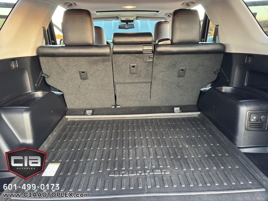 Toyota 4Runner TRD Off Road Premium 4WD (Natl) 2019