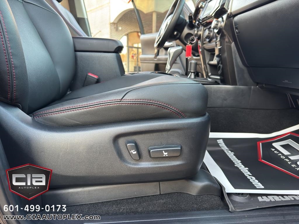 Toyota 4Runner TRD Off Road Premium 4WD (Natl) 2019