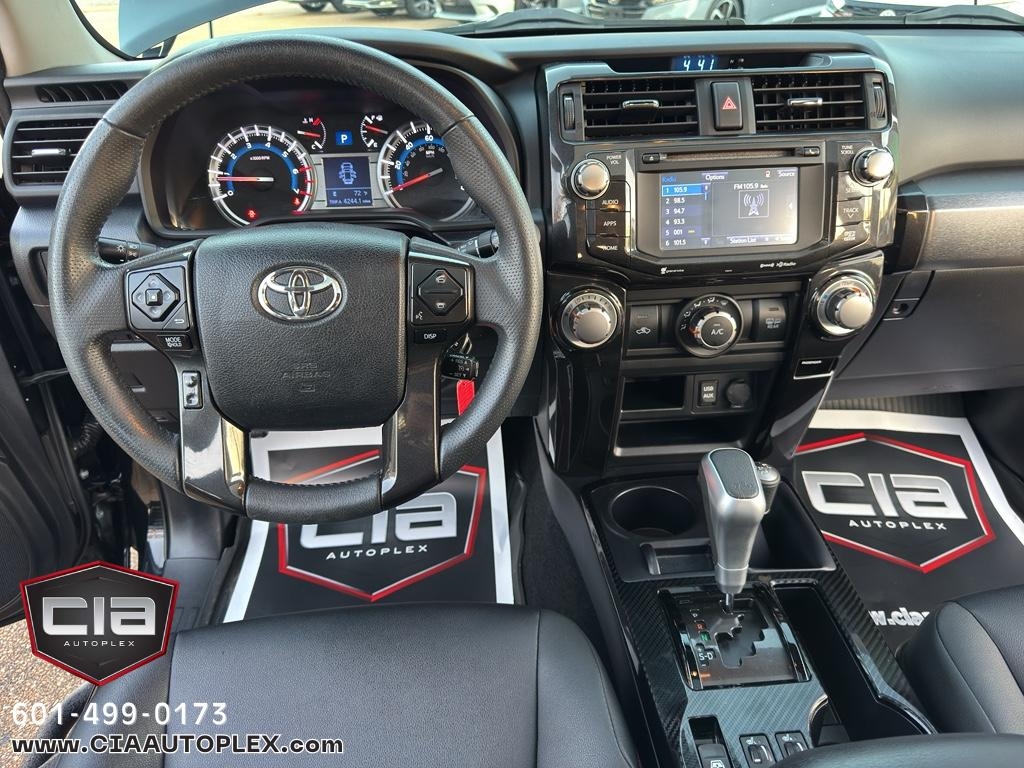 Toyota 4Runner TRD Off Road Premium 4WD (Natl) 2019