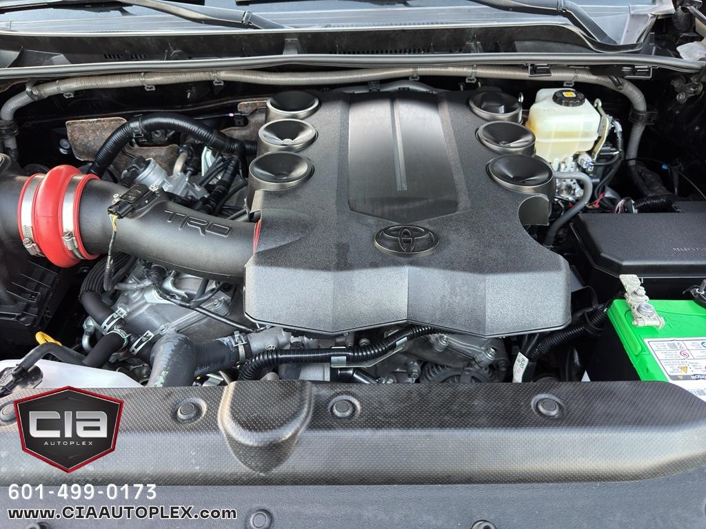 Toyota 4Runner TRD Off Road Premium 4WD (Natl) 2019