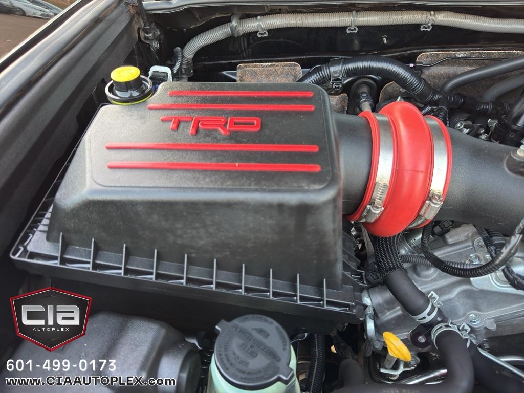 Toyota 4Runner TRD Off Road Premium 4WD (Natl) 2019