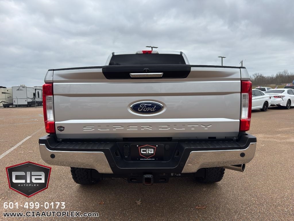 Ford Super Duty F-250 SRW XLT 4WD SuperCab 6.75' Box 2019
