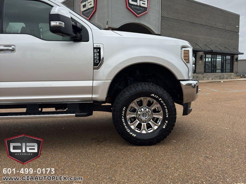 Ford Super Duty F-250 SRW XLT 4WD SuperCab 6.75' Box 2019