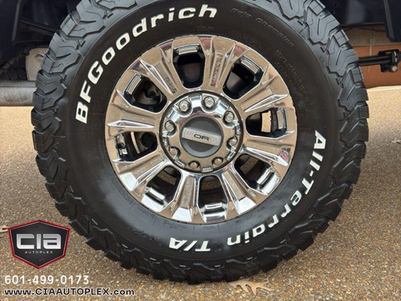 Ford Super Duty F-250 SRW XLT 4WD SuperCab 6.75' Box 2019