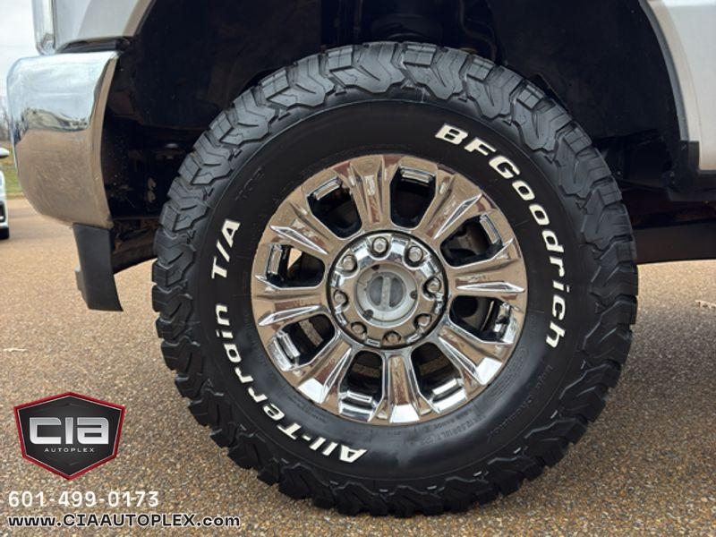 Ford Super Duty F-250 SRW XLT 4WD SuperCab 6.75' Box 2019