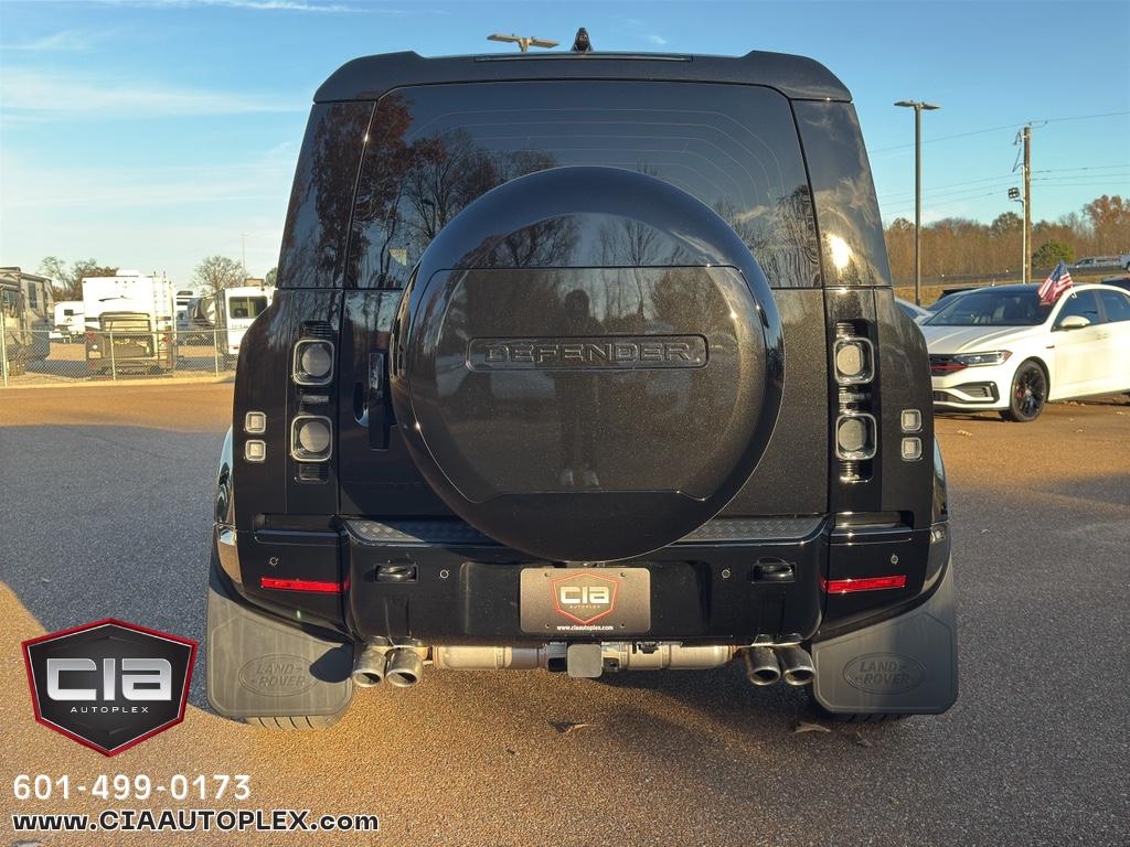Land Rover Defender 110 P525 V8 2024