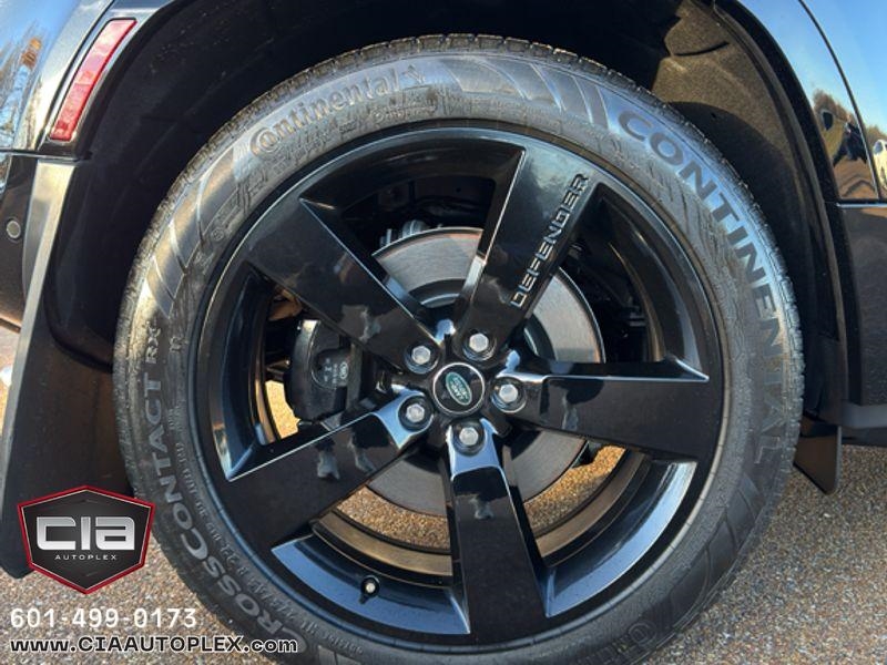 Land Rover Defender 110 P525 V8 2024