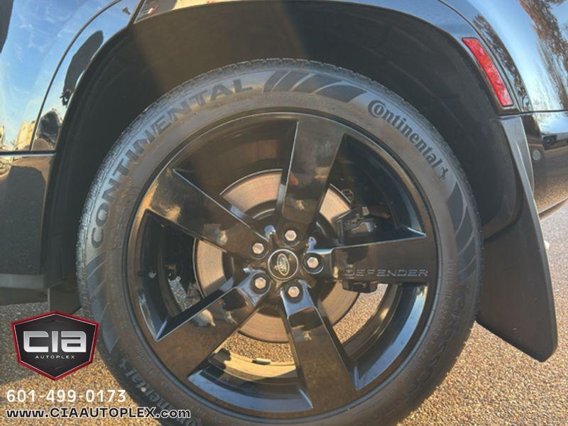 Land Rover Defender 110 P525 V8 2024