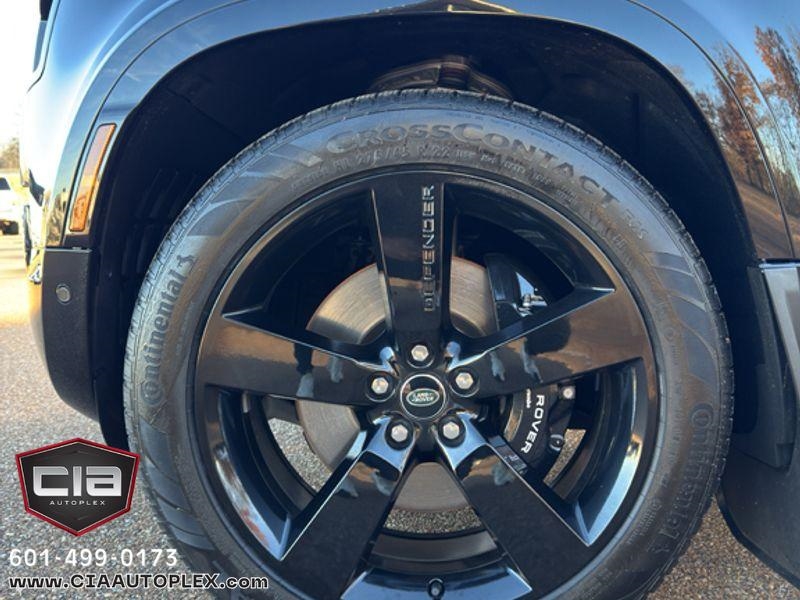 Land Rover Defender 110 P525 V8 2024