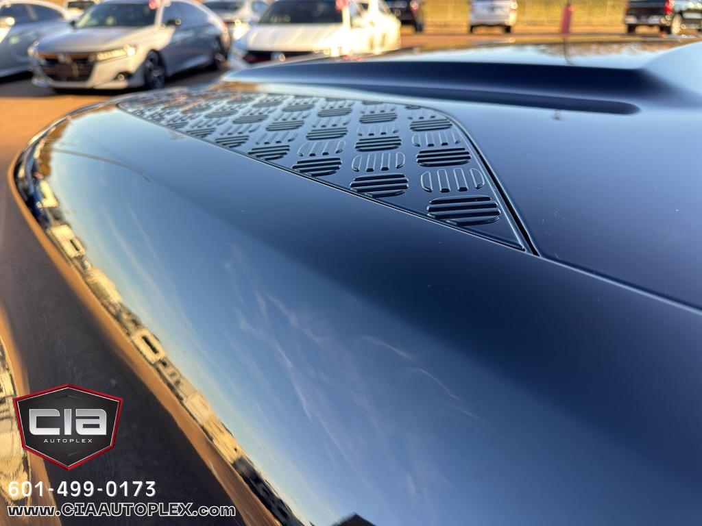 Land Rover Defender 110 P525 V8 2024