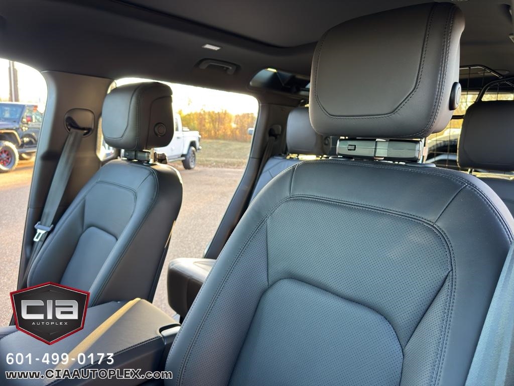 Land Rover Defender 110 P525 V8 2024