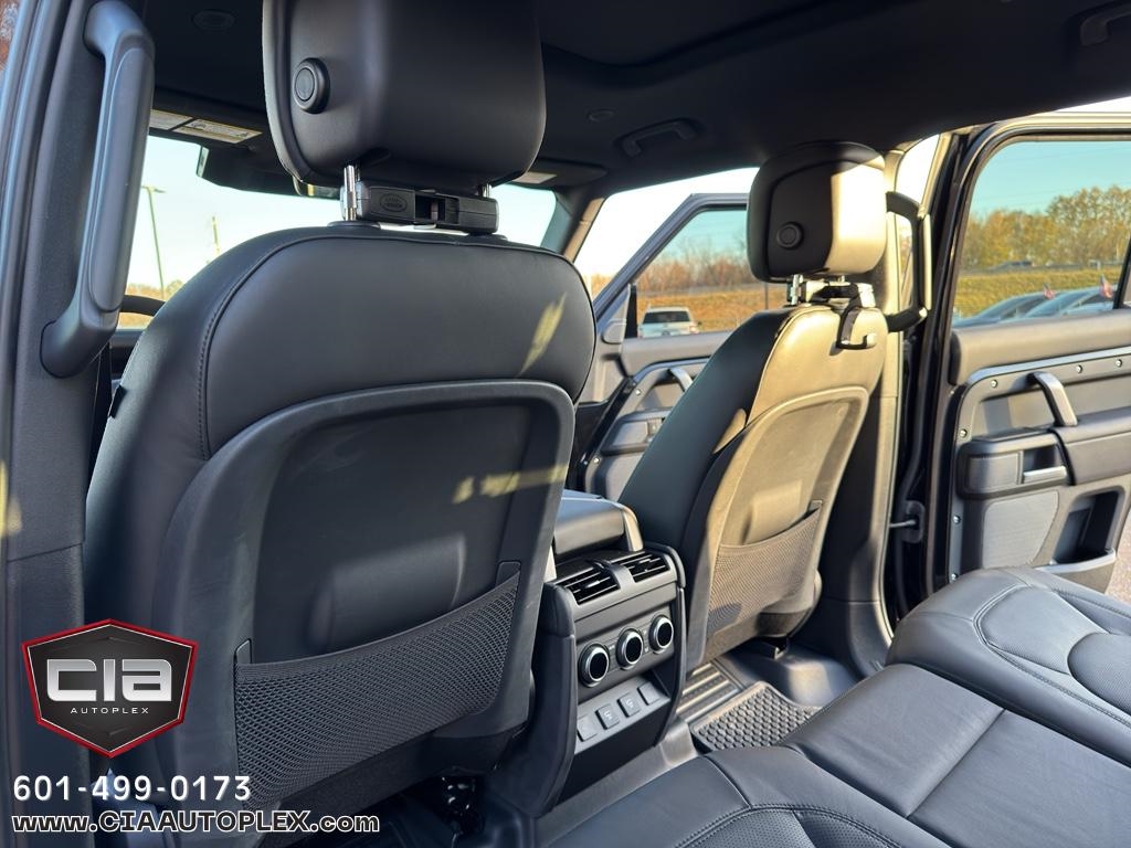 Land Rover Defender 110 P525 V8 2024