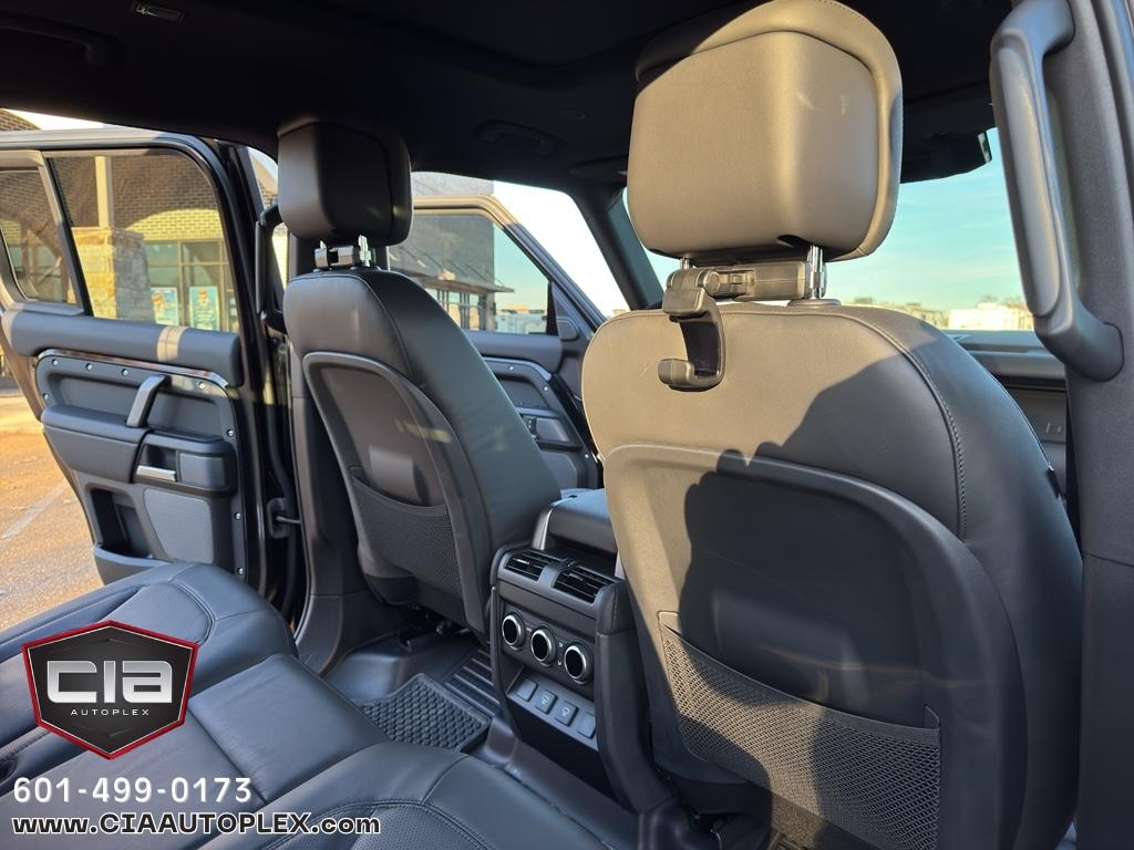 Land Rover Defender 110 P525 V8 2024