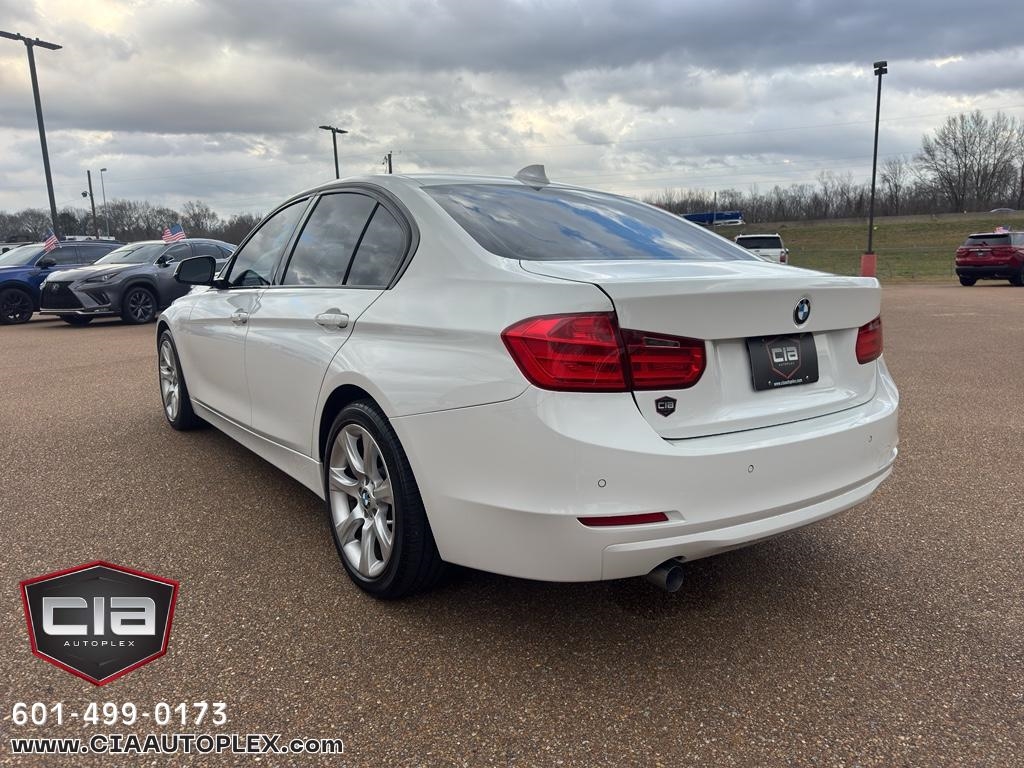 BMW 3 Series 4dr Sdn 320i RWD South Africa 2015